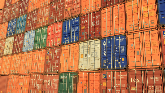 Tariffs Abroad Are Squeezing Aussie SMEs
